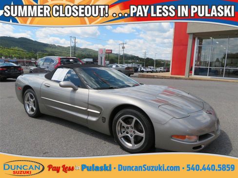 Used 2001 Chevrolet Corvette Convertible w/ Preferred Equipment Group2 RWD image 1