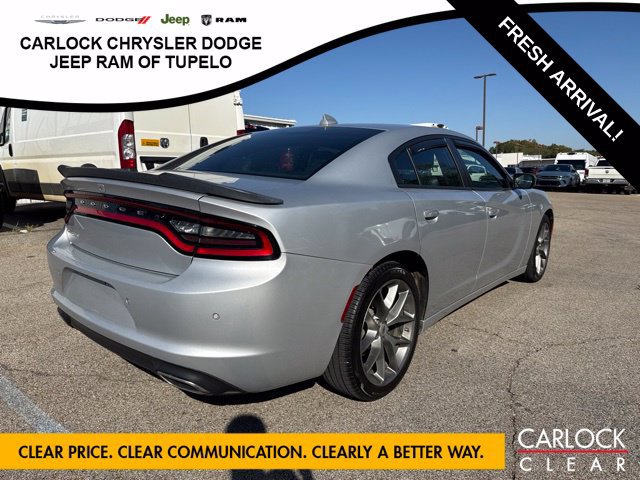 Used 2022 Dodge Charger SXT w/ Plus Group RWD image 7