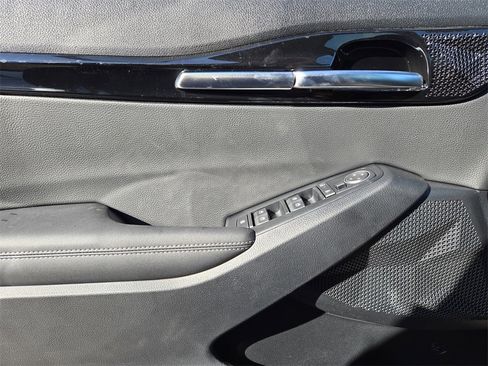 New 2026 Kia Seltos S image 16