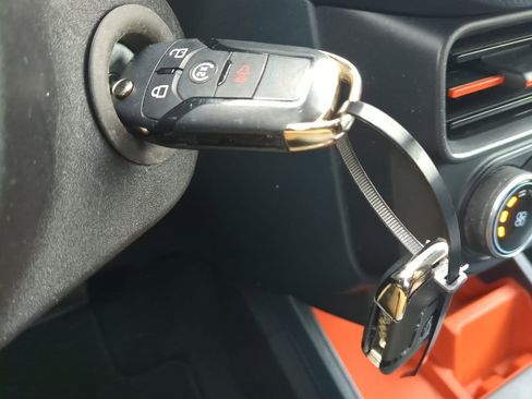 Certified 2022 Ford Maverick XLT w/ XLT Luxury Package image 25