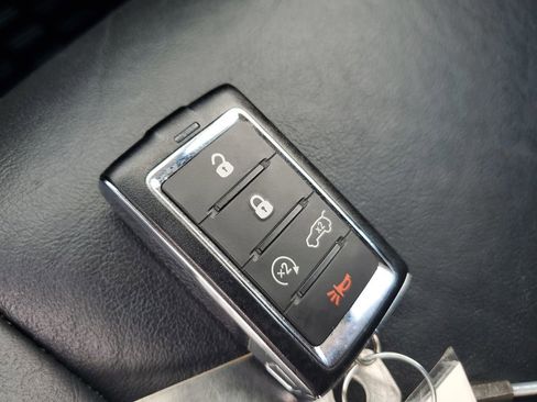 Used 2015 Dodge Durango Limited w/ Premium Group AWD/4WD image 26