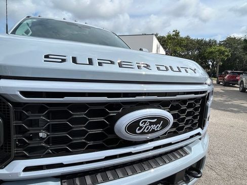 New 2026 Ford F250 Lariat w/ Black Appearance Package AWD/4WD image 22