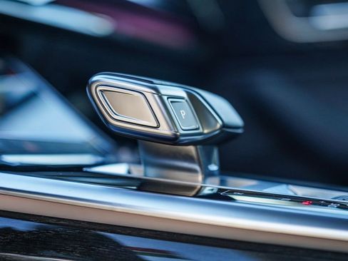 Used 2024 Audi Q7 3.0T Premium Plus image 24