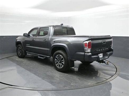 Used 2020 Toyota Tacoma TRD Sport image 5