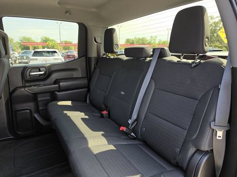Used 2022 Chevrolet Silverado 1500 Custom AWD/4WD image 19