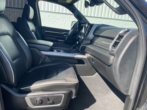 Used 2025 RAM 1500 Laramie image 15