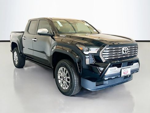 New 2026 Toyota Tacoma Limited AWD/4WD image 3