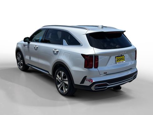 Used 2023 Kia Sorento SX Prestige AWD/4WD image 3