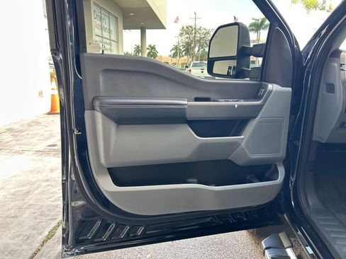 Used 2024 Ford F350 XLT image 40