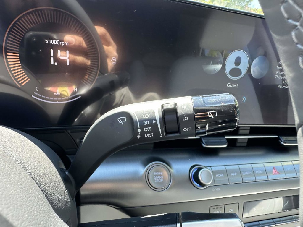 New 2026 Hyundai Kona SEL Premium AWD/4WD image 28