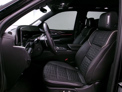 Used 2023 Cadillac Escalade V image 15