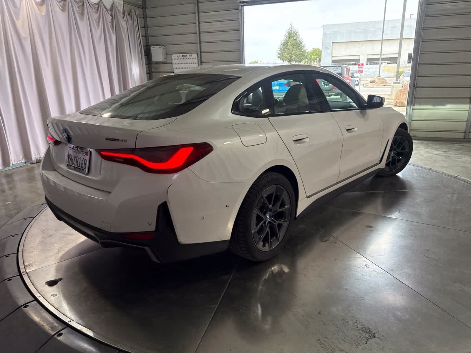 Used 2023 BMW i4 eDrive40 w/ Premium Package RWD image 5