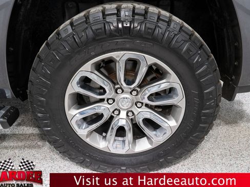 Used 2021 RAM 1500 Laramie w/ Sport Appearance Package image 10