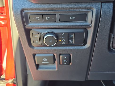 Used 2021 Ford F150 Lariat w/ Equipment Group 502A High image 25