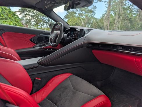 Used 2024 Chevrolet Corvette Z06 RWD image 9