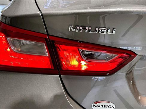Used 2023 Chevrolet Malibu LT image 31