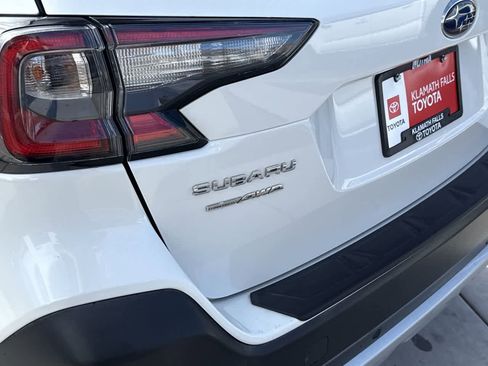 Used 2021 Subaru Outback Limited XT w/ Popular Package #2 image 9