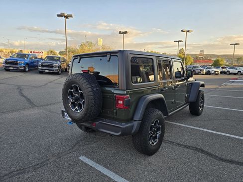 Used 2023 Jeep Wrangler Unlimited Rubicon 4xe w/ Cold Weather Group AWD/4WD image 5