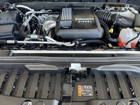 Used 2021 Chevrolet Silverado 1500 RST AWD/4WD image 21