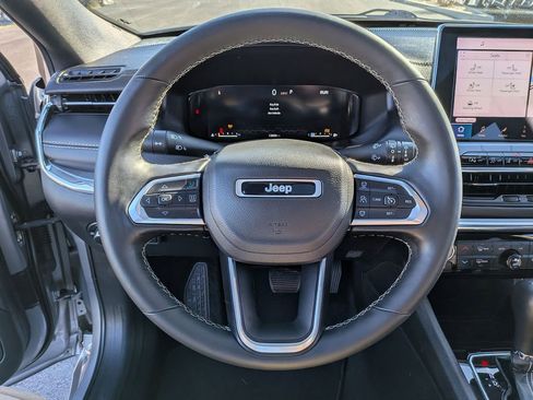 Used 2022 Jeep Compass High Altitude image 18