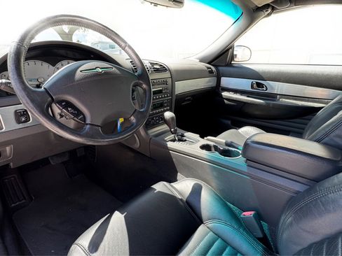 Used 2002 Ford Thunderbird RWD image 16