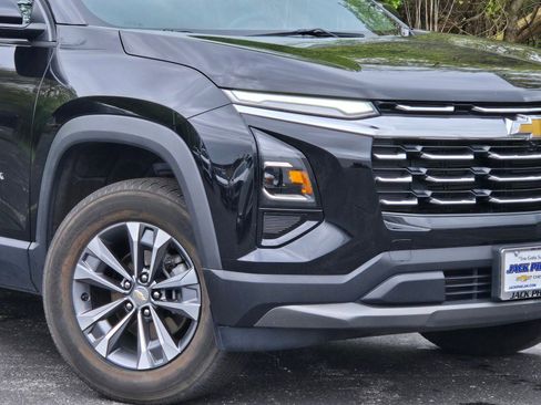 Certified 2025 Chevrolet Equinox LT FWD image 3