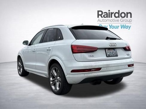 Used 2018 Audi Q3 2.0T Premium Plus w/ Premium Plus Package AWD/4WD image 5