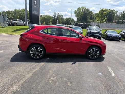 Used 2025 Lexus UX 300h AWD w/ Cold Area Package image 21