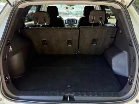 Used 2020 Chevrolet Equinox LS w/ LS Convenience Package AWD/4WD image 5