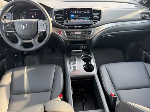 Certified 2023 Honda Passport EX-L image 10