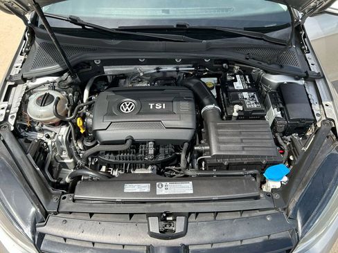 Used 2016 Volkswagen Golf SE w/ Lighting Package image 23