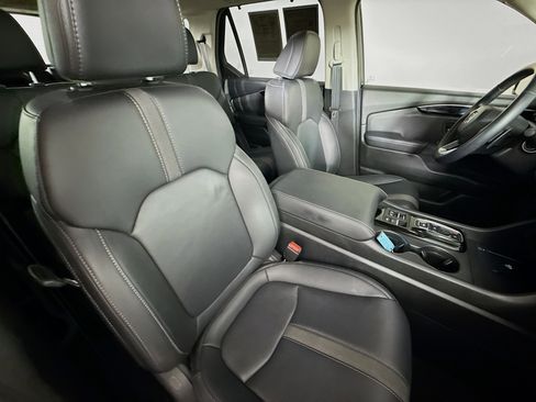 Certified 2025 Honda Pilot EX-L image 36