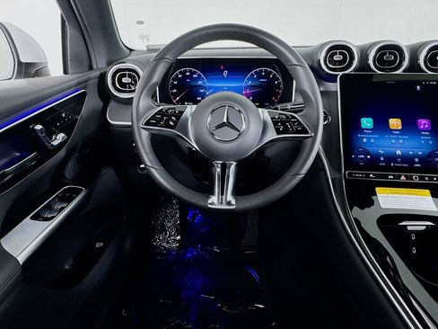 Certified 2026 Mercedes-Benz GLC 300 image 4