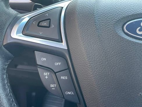 Used 2019 Ford Edge SEL w/ Equipment Group 201A AWD/4WD image 26