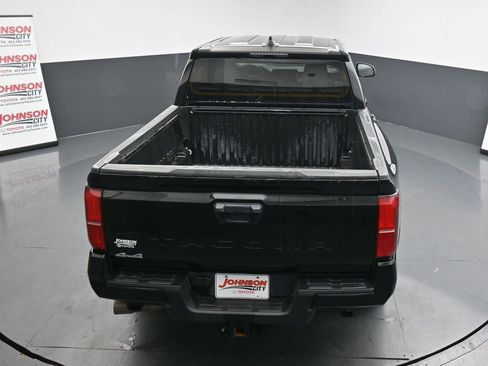 Used 2024 Toyota Tacoma SR5 image 33