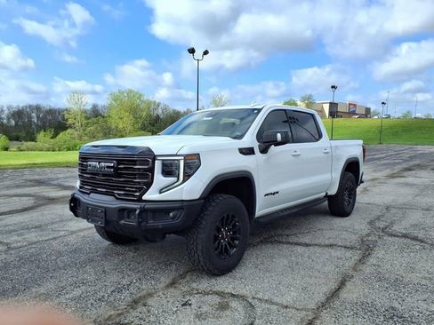 Used 2023 GMC Sierra 1500 AT4X AWD/4WD image 38