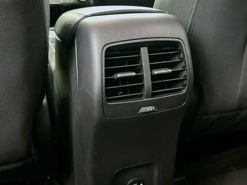 Certified 2022 Ford Escape SE w/ Cold Weather Package image 12