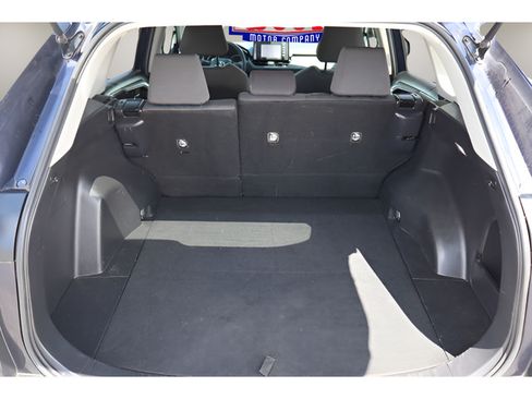 Used 2022 Toyota RAV4 XLE AWD/4WD image 11