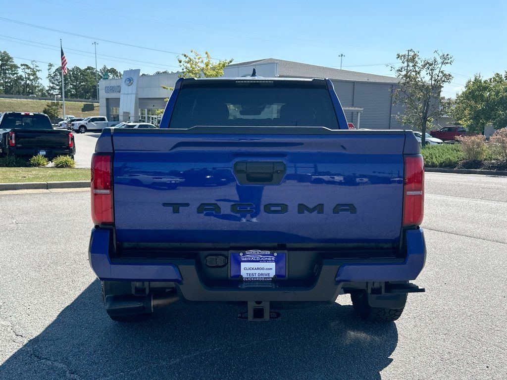 Used 2025 Toyota Tacoma SR5 RWD image 15