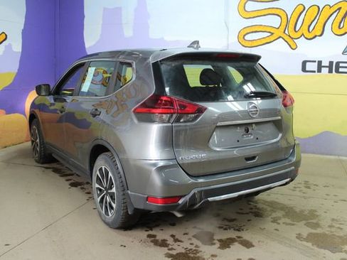 Used 2018 Nissan Rogue S FWD image 6