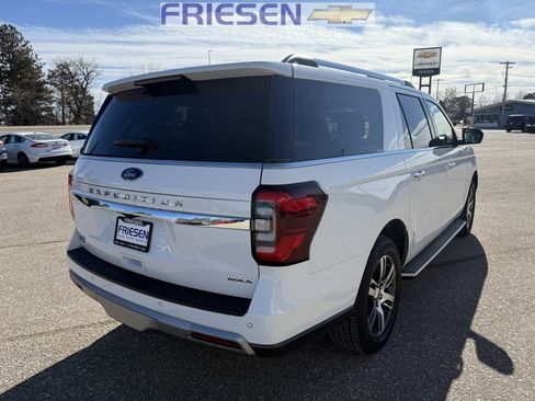 Used 2022 Ford Expedition Max Limited image 5