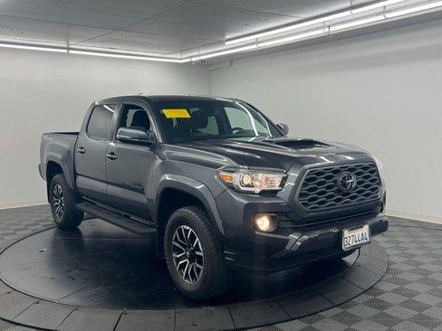 Certified 2021 Toyota Tacoma TRD Sport w/ Technology Package RWD image 2