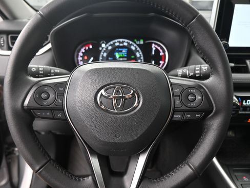 Certified 2024 Toyota RAV4 XLE Premium image 11