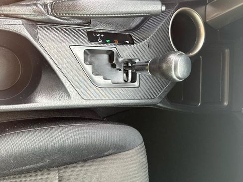Used 2015 Toyota RAV4 LE FWD image 15