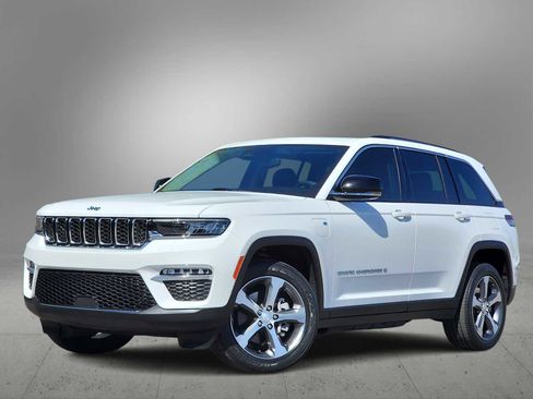 Used 2023 Jeep Grand Cherokee 4WD 4xe image 1