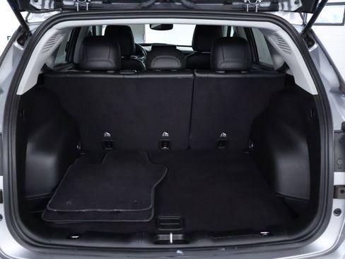 Used 2022 Jeep Compass Limited image 19