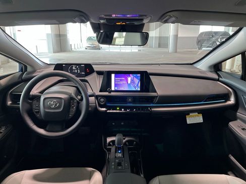New 2026 Toyota Prius XLE FWD image 37