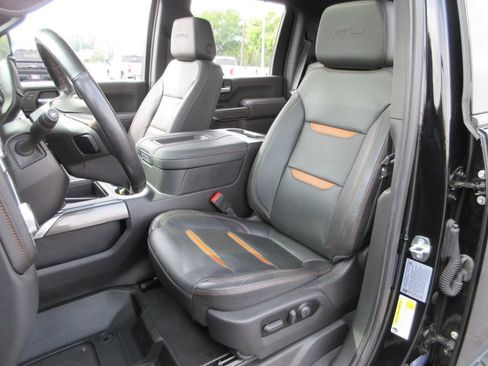 Certified 2022 GMC Sierra 2500 AT4 w/ AT4 Premium Plus Package AWD/4WD image 24