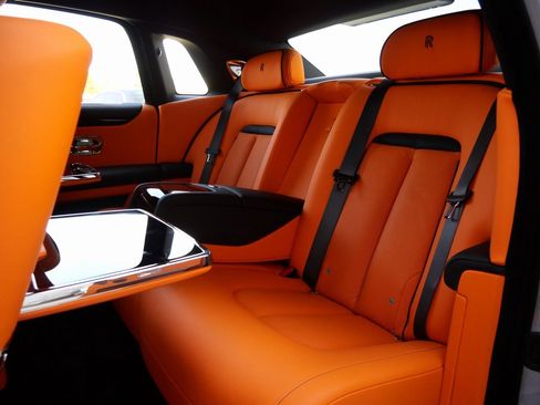 New 2025 Rolls-Royce Ghost image 8