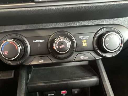 Certified 2024 Kia Forte LXS w/ LXS Technology Package image 18